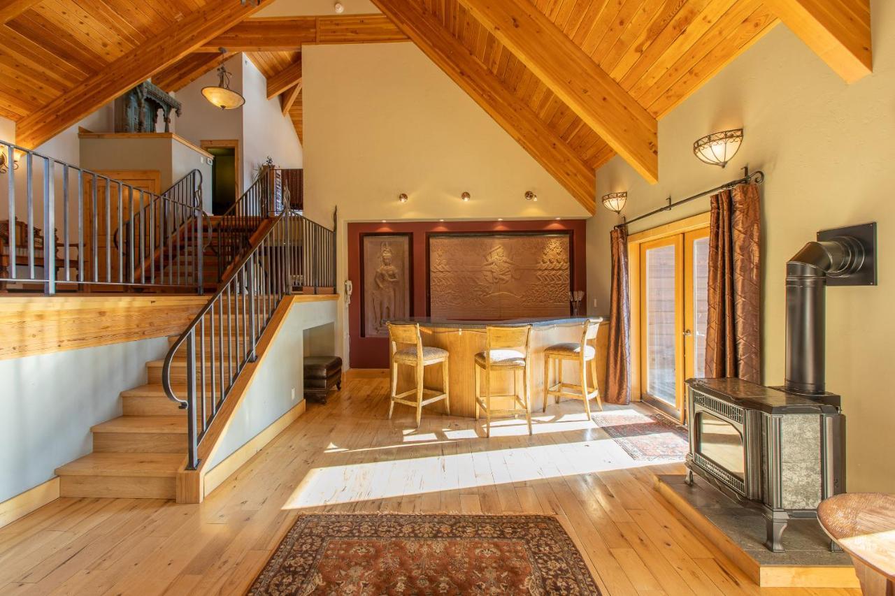 Nordic Inn Crested Butte Exterior photo